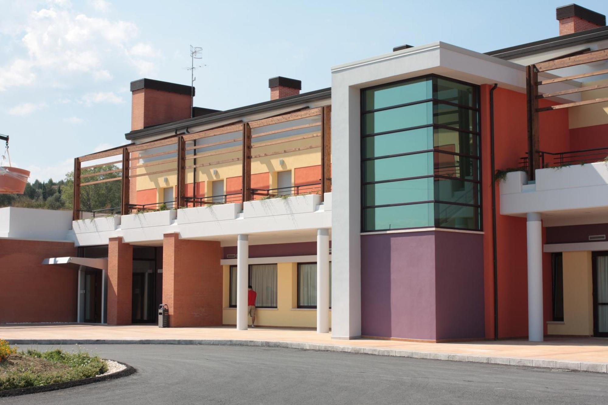 Domus Hotel Bagnoli Del Trigno Luaran gambar