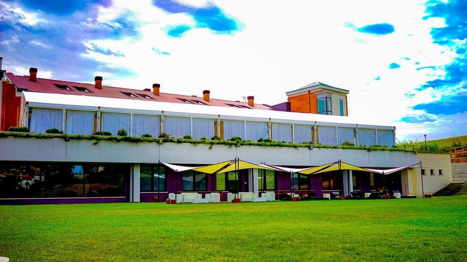 Domus Hotel Bagnoli Del Trigno Luaran gambar