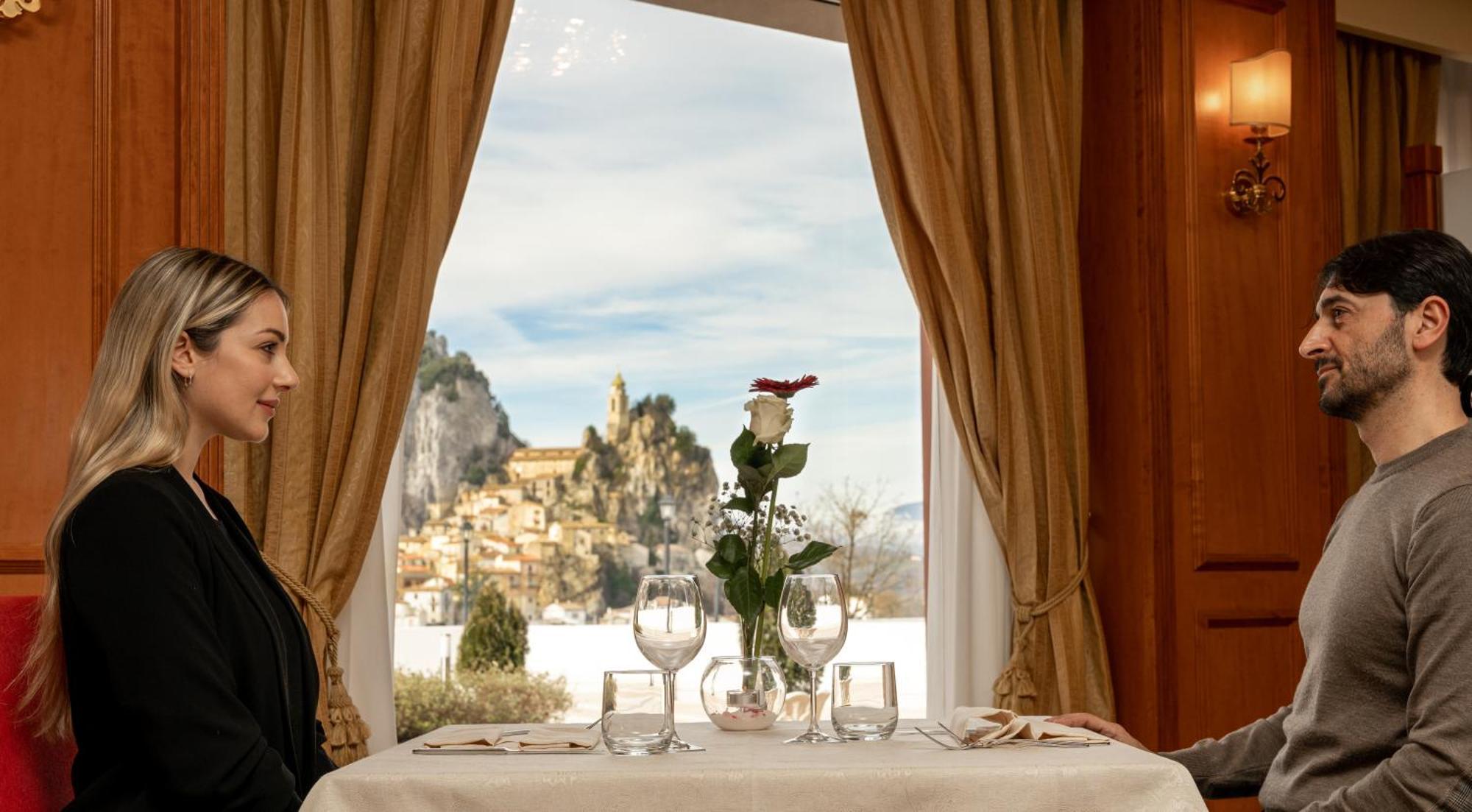 Domus Hotel Bagnoli Del Trigno Luaran gambar