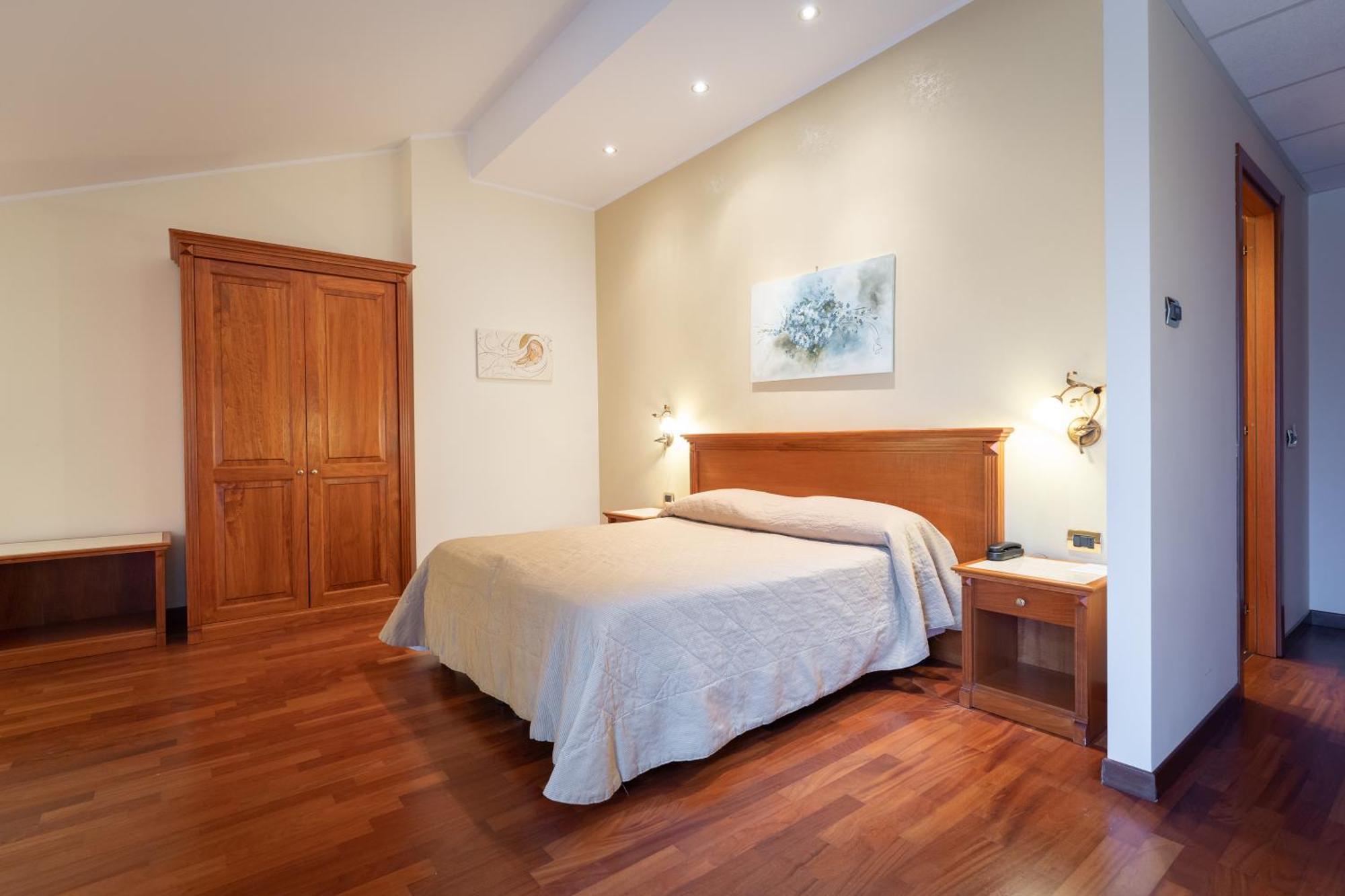 Domus Hotel Bagnoli Del Trigno Luaran gambar